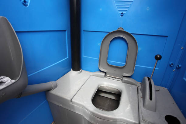 Best Porta potty delivery and setup  in Altavista, VA