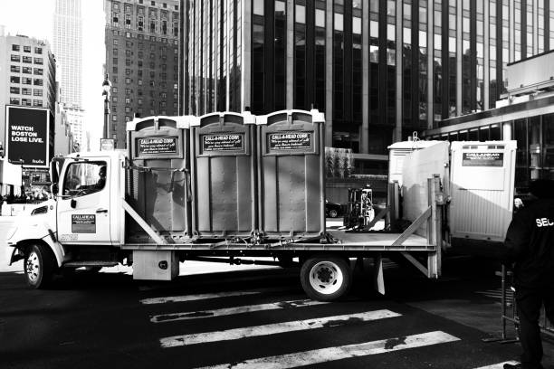 Best Portable toilet rental cost  in Altavista, VA